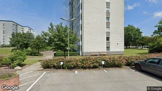 Lägenheter till salu i Husie - Bild från Google Street View