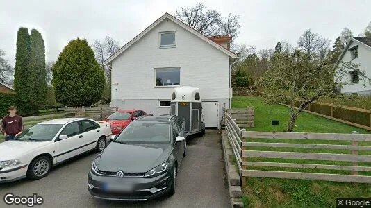 Lägenheter till salu i Mark - Bild från Google Street View