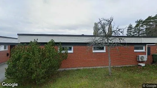 Lägenheter till salu i Upplands Väsby - Bild från Google Street View