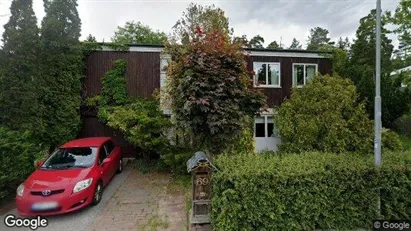 Lägenheter till salu i Botkyrka - Bild från Google Street View