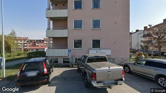 Bostadsrätter till salu i Vallentuna - Bild från Google Street View