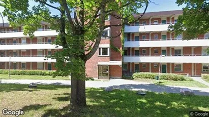 Lägenheter att hyra i Huddinge - Bild från Google Street View