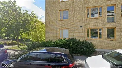 Lägenheter till salu i Solna - Bild från Google Street View