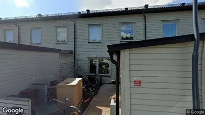 Bostadsrätter till salu i Österåker - Bild från Google Street View