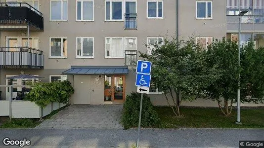 Bostadsrätter till salu i Botkyrka - Bild från Google Street View
