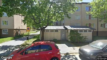 Lägenheter till salu i Haninge - Bild från Google Street View