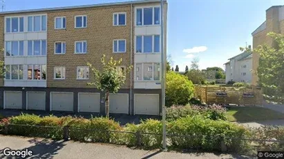 Bostadsrätter till salu i Vara - Bild från Google Street View