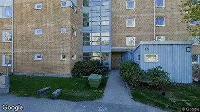 Bostadsrätter till salu i Tyresö - Bild från Google Street View