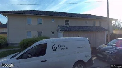 Bostadsrätter till salu i Huddinge - Bild från Google Street View