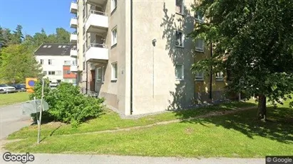 Lägenheter att hyra i Huddinge - Bild från Google Street View