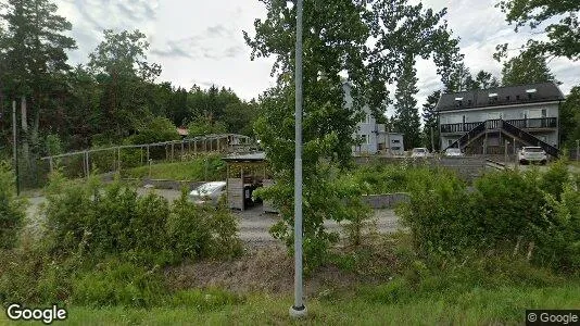 Bostadsrätter till salu i Nacka - Bild från Google Street View