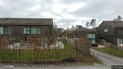 Bostadsrätter till salu i Huddinge - Bild från Google Street View