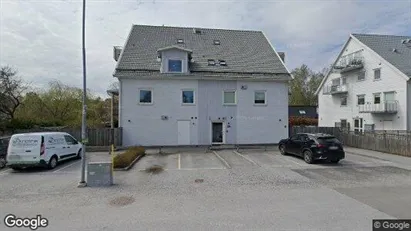 Bostadsrätter till salu i Tyresö - Bild från Google Street View