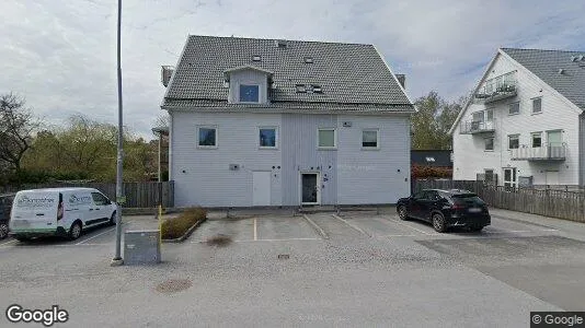 Bostadsrätter till salu i Tyresö - Bild från Google Street View
