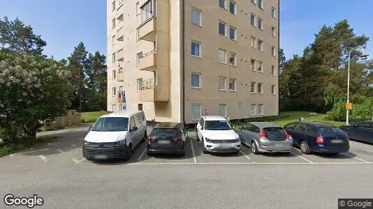 Bostadsrätter till salu i Täby - Bild från Google Street View