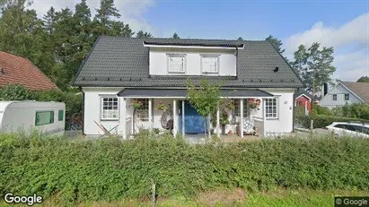 Lägenheter till salu i Österåker - Bild från Google Street View