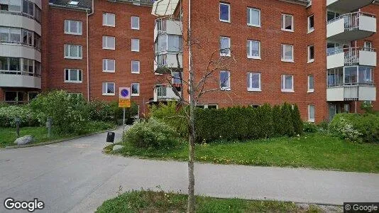 Bostadsrätter till salu i Haninge - Bild från Google Street View