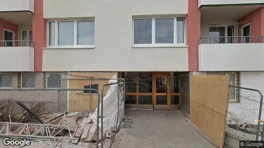 Lägenheter att hyra i Huddinge - Bild från Google Street View