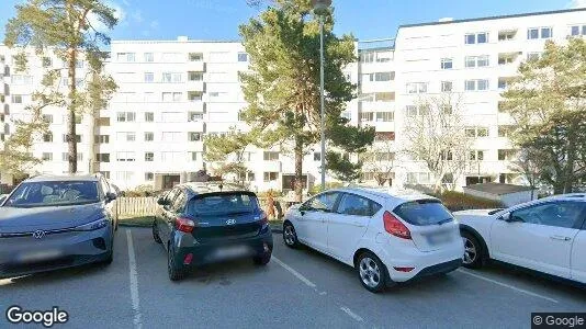 Bostadsrätter till salu i Täby - Bild från Google Street View