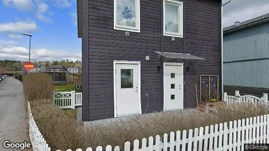 Bostadsrätter till salu i Upplands Väsby - Bild från Google Street View
