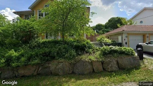 Lägenheter till salu i Täby - Bild från Google Street View