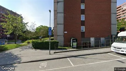 Lägenheter till salu i Danderyd - Bild från Google Street View