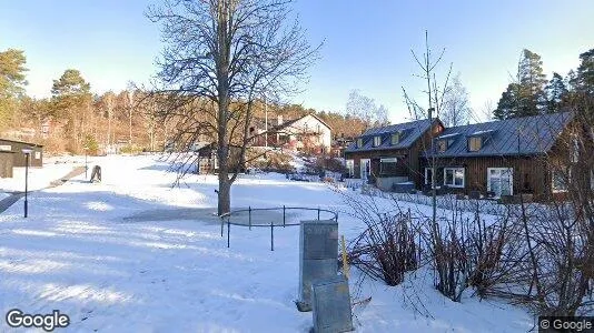 Bostadsrätter till salu i Tyresö - Bild från Google Street View