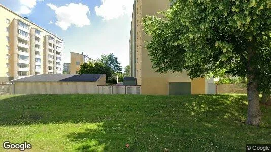 Bostadsrätter till salu i Botkyrka - Bild från Google Street View