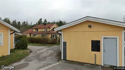 Bostadsrätter till salu i Österåker - Bild från Google Street View
