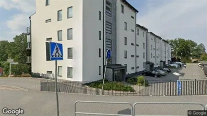 Bostadsrätter till salu i Huddinge - Bild från Google Street View