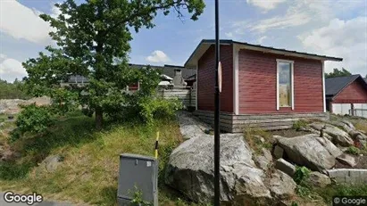 Lägenheter till salu i Huddinge - Bild från Google Street View