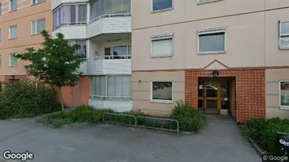 Bostadsrätter till salu i Haninge - Bild från Google Street View