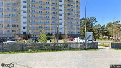 Bostadsrätter till salu i Nacka - Bild från Google Street View