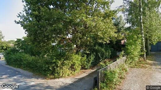 Lägenheter till salu i Huddinge - Bild från Google Street View