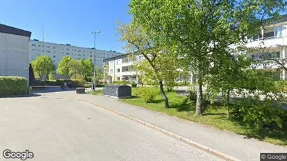 Bostadsrätter till salu i Haninge - Bild från Google Street View