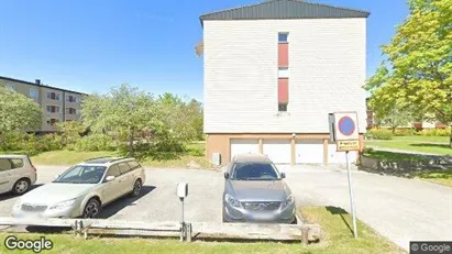 Bostadsrätter till salu i Haninge - Bild från Google Street View