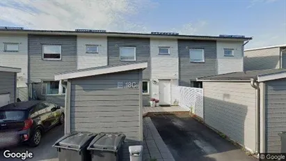 Bostadsrätter till salu i Knivsta - Bild från Google Street View