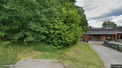 Lägenheter att hyra i Huddinge - Bild från Google Street View