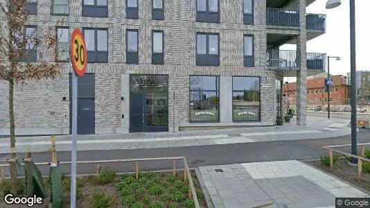 Lägenheter till salu i Upplands Väsby - Bild från Google Street View