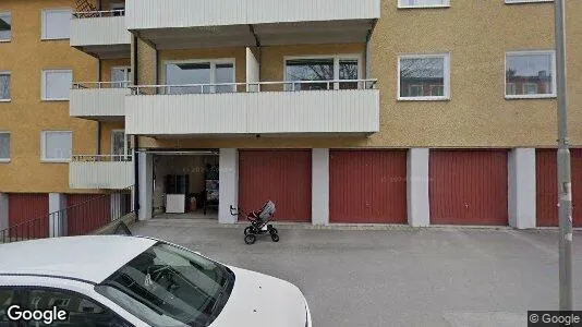 Bostadsrätter till salu i Huddinge - Bild från Google Street View