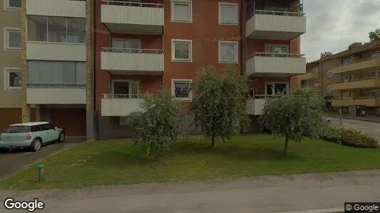 Bostadsrätter till salu i Köping - Bild från Google Street View