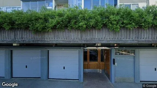 Bostadsrätter till salu i Haninge - Bild från Google Street View
