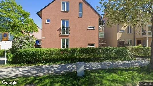 Bostadsrätter till salu i Tyresö - Bild från Google Street View