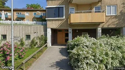Lägenheter till salu i Danderyd - Bild från Google Street View