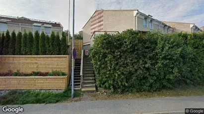 Lägenheter till salu i Nacka - Bild från Google Street View