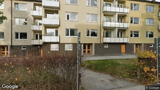 Bostadsrätter till salu i Haninge - Bild från Google Street View