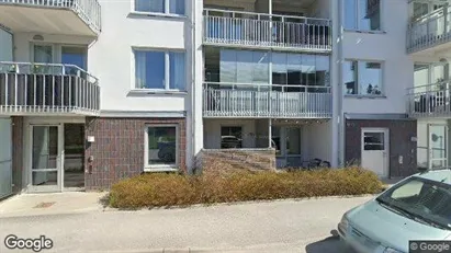 Bostadsrätter till salu i Tyresö - Bild från Google Street View