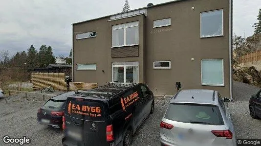 Bostadsrätter till salu i Haninge - Bild från Google Street View