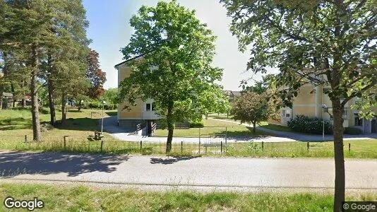 Lägenheter till salu i Haninge - Bild från Google Street View