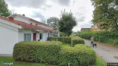 Bostadsrätter till salu i Mark - Bild från Google Street View